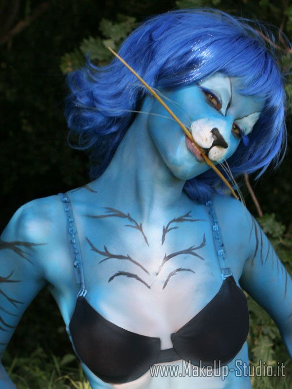 Kitty body painting