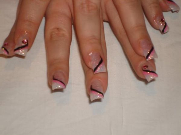 MAKE UP  NAIL ART  SALON