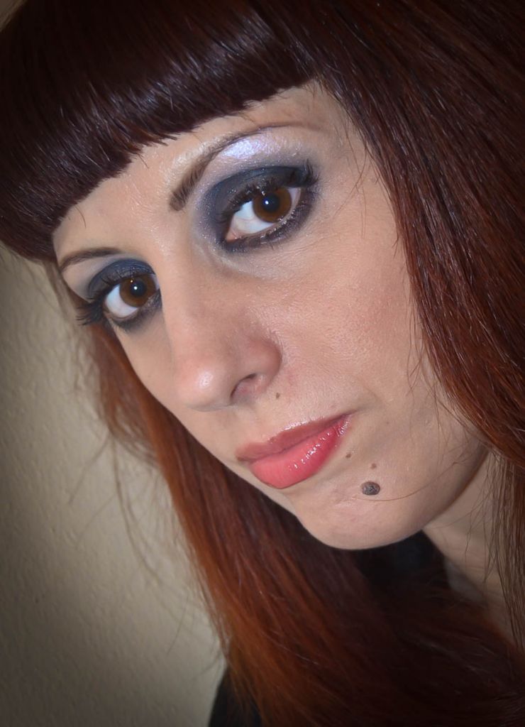 Trucco da sera Smokey eyes blu nero