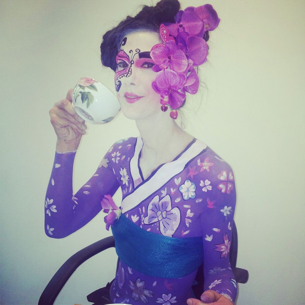 geisha body painting kimono