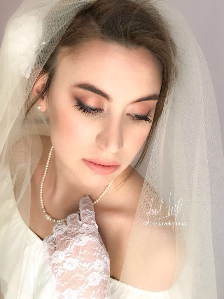 Trucco sposa con eyeliner sfumato