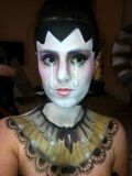 body painting ispirato a Pierrot